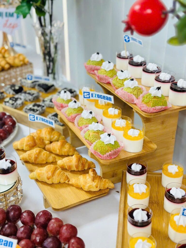 Dịch Vụ Tổ Chức Tiệc Tại Văn Phòng Trọn Gói